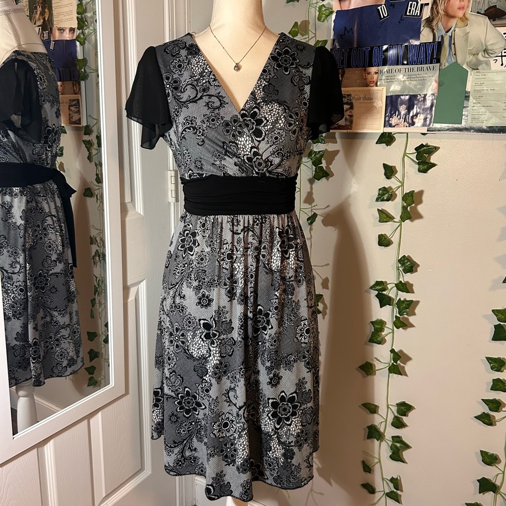 Elegant Maurice’s Black and Gray Floral Dress